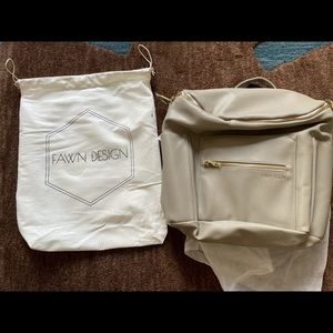 New in Dustbag Fawn Design Diaper Bag Gray (large)